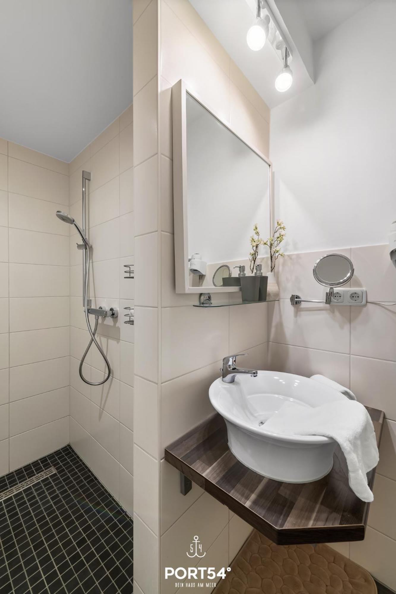 Deck 1 Apartment Büsum Екстериор снимка